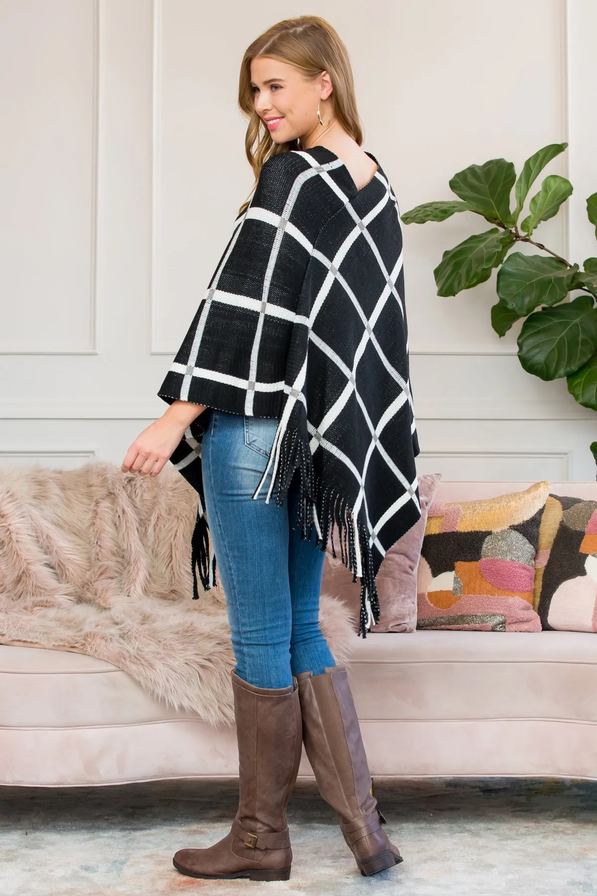BLACK GRIDLINES FRINGED PONCHO/6PCS(NOW $4.25 ONLY!)