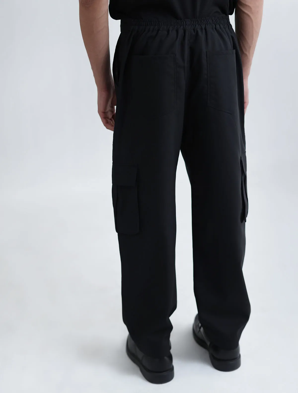 BLACK JOG CARGO PANT