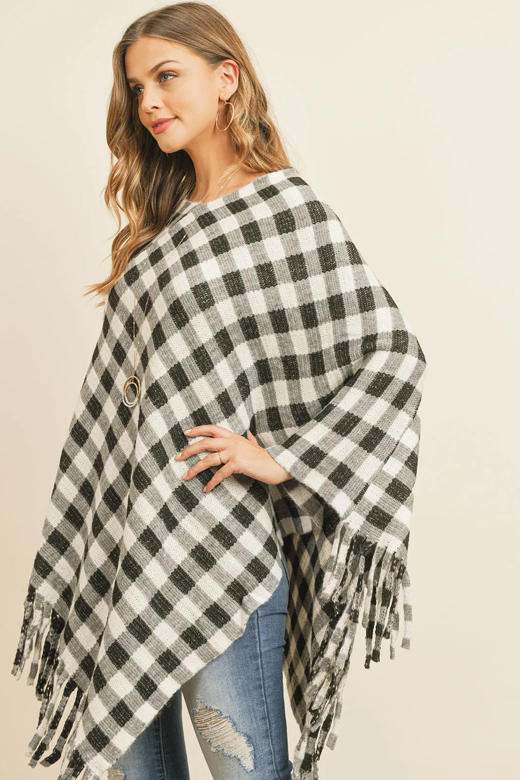 BUFFALO PLAID FRINGE PONCHO/6PCS (NOW $7.50 ONLY!)