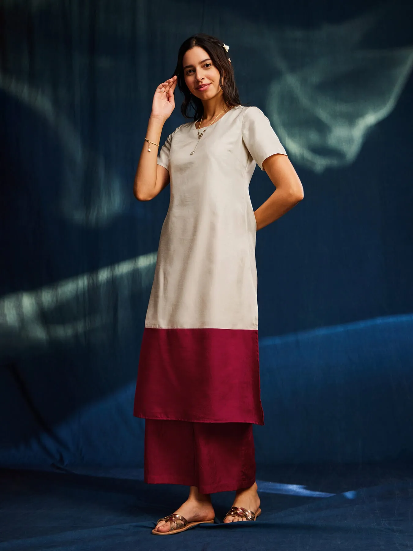 Colour Block Silk Blend Straight Kurta Set - White & Pink