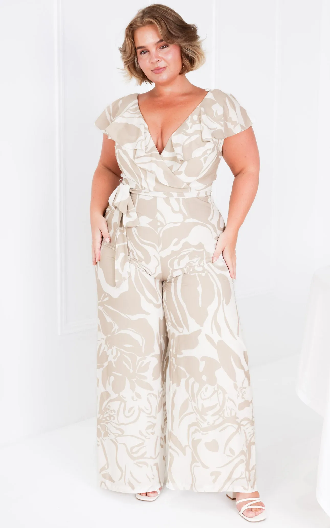 Grazina Jumpsuit - Beige Floral